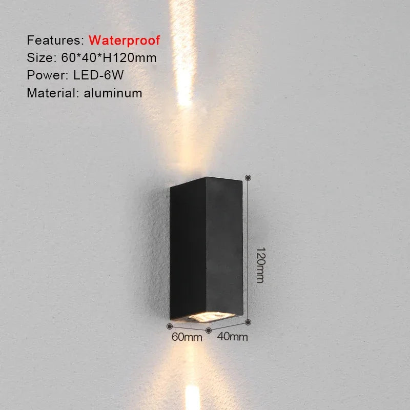 Clara ウォールスコンセ | モダンなアルミ製アップダウンライト、ブラックLED