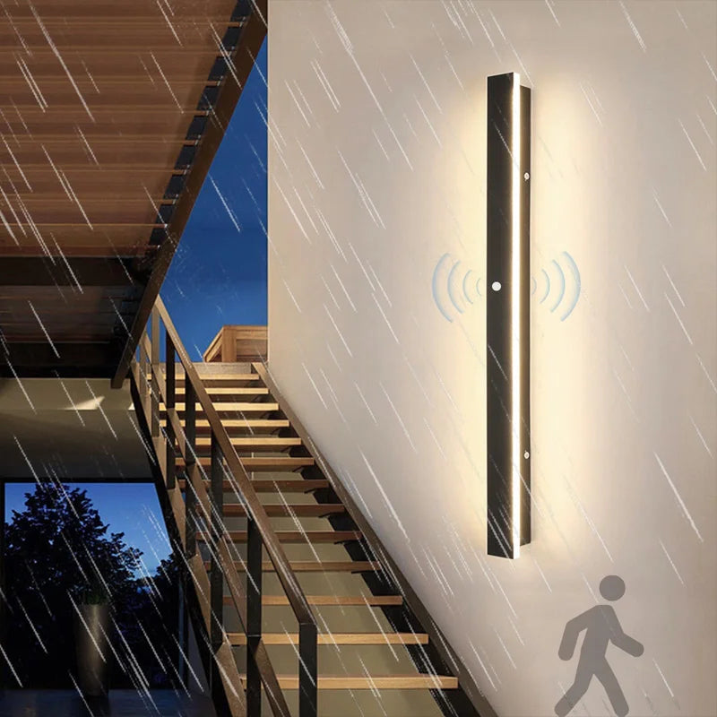 Nexa 屋外用壁取り付け用燭台 | モーションセンサー、IP65防水