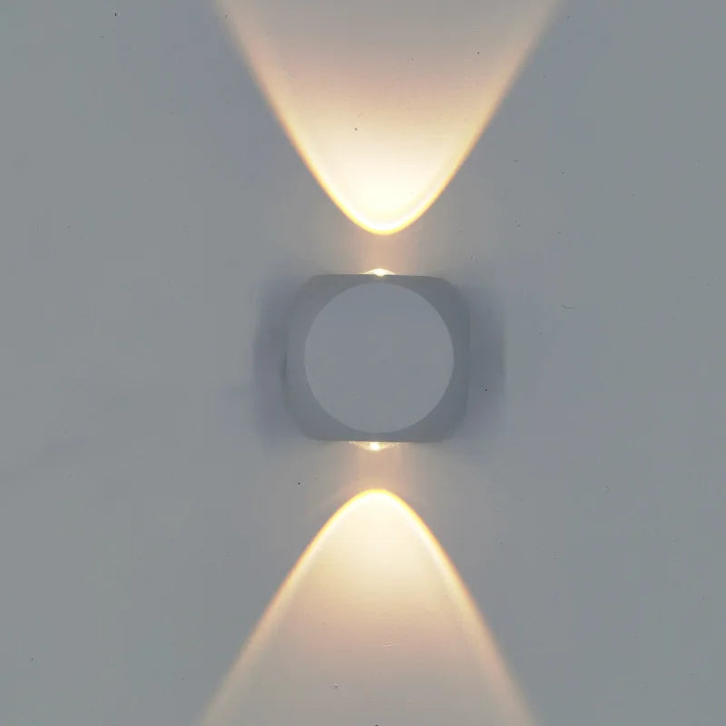 Navi ウォールスコンセ | 防水アルミニウム、モダンデザイン