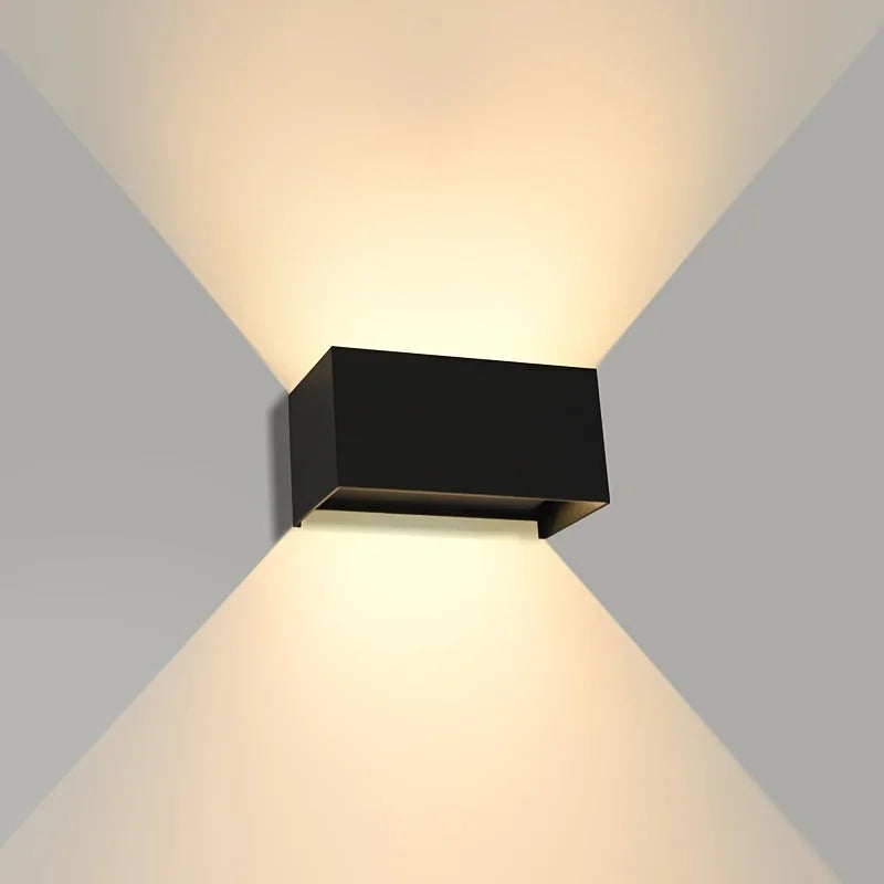 Suna LED Wall Light | Adjustable Beam, IP65 Rated, Modern Aluminum Sconce