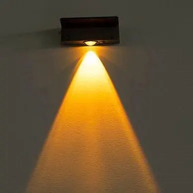 Solaire 屋外用ウォールライト | ソーラー式、IP65防水、LED