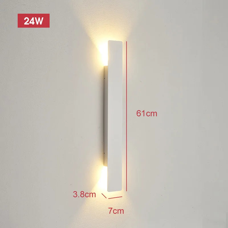 Milo Outdoor Wall Light | Waterproof Aluminum, Modern Design