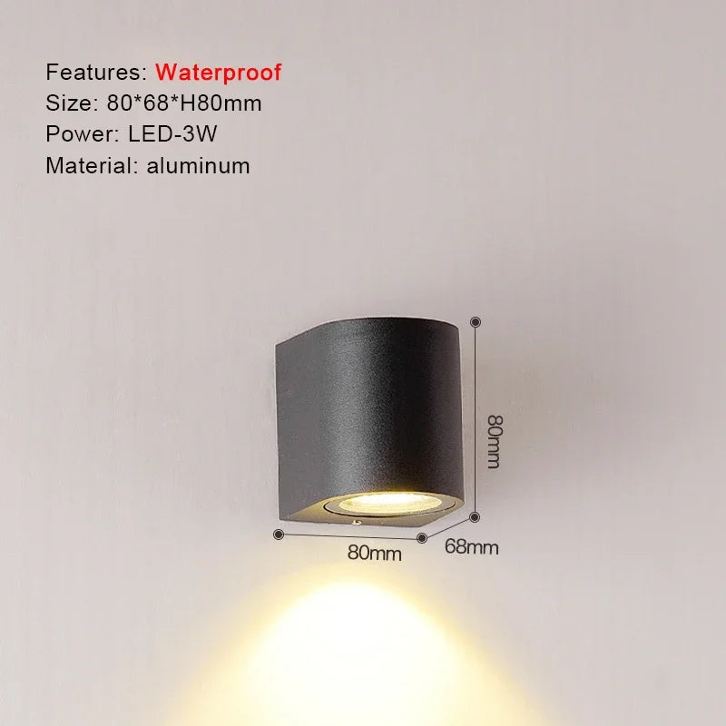 Clara ウォールスコンセ | モダンなアルミ製アップダウンライト、ブラックLED